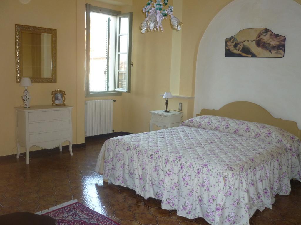 Cascina Corteprimavera, B&B Del Baliot Passirano Room photo